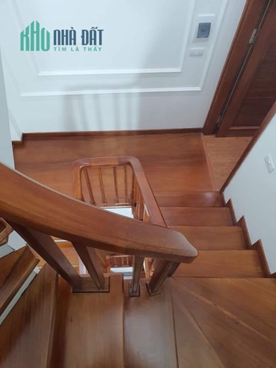 Bán nhà phố Tây Sơn Đống Đa - 61m, Lô góc, 3 thoáng, nội thất gỗ lim, sát phố - 5 tỷ 699.
