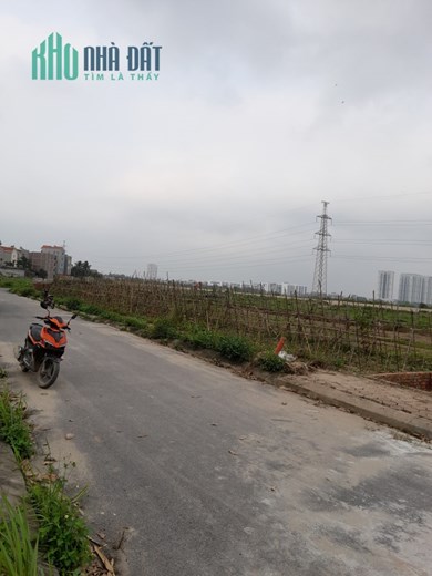 Bán lô góc đất dịch vụ Di Trạch-Hoài Đức-HN(khu DV 3,74ha)trục chính rộng 20m thông ra vành đai 3,5