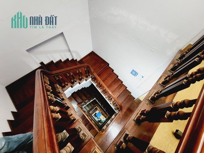 Đống Đa, nhà đẹp Hoàng Cầu 62m 6 tầng. MT6.5m. Vỉa hè, Kinh doanh, Phân lô, oto. Chỉ 16 tỷ.