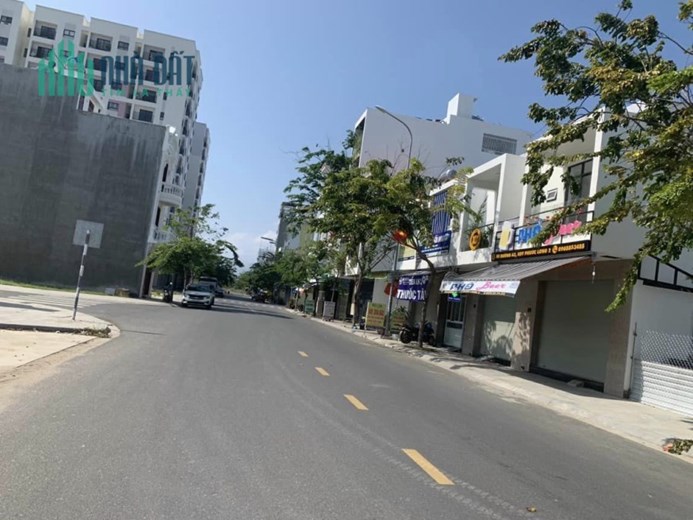 bán gấp nhà khu đô thị Phước long đang kinh doanh buôn bán tốt giá rẻ