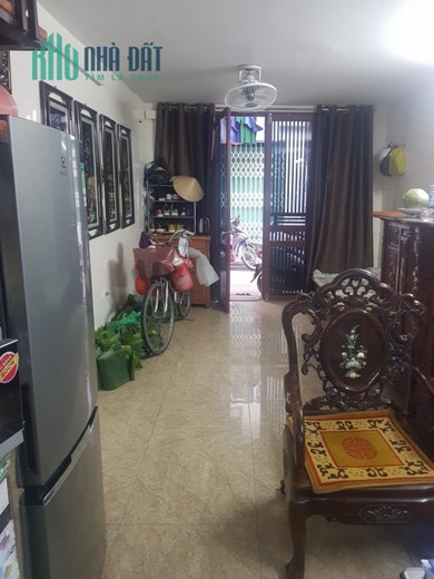 HIÊM - CHỈ HƠN 3 TỶ CÓ NHÀ 5 TẦNG ĐẸP VỀ Ở NGAY TẠI TRUNG TÂM NGÃ TƯ SỞ