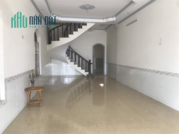 Cho thuê mặt bằng 1 trệt 2 lầu ngang 6m đường 30/4, TP Vũng Tàu
