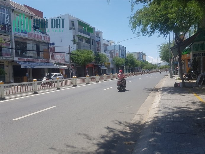 Cho thuê mặt bằng 1 trệt 2 lầu ngang 6m đường 30/4, TP Vũng Tàu