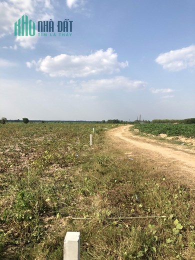 SANG NHƯỢNG LẠI 3000M2 ĐẤT CÁCH SÀI GÒN 120KM.
