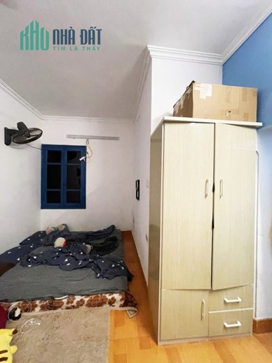 Gấp, bán nhà tập thể phố Ngô Quyền giá 2,35 tỷ, DT 30m2, SĐCC