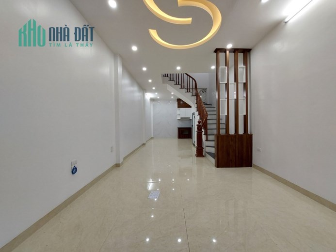 Thanh Đàm - Hoàng Mai _ Hà Nội _ Ôtô đỗ _ 50 M2 X 4T - Sổ đỏ - 5 Tỷ