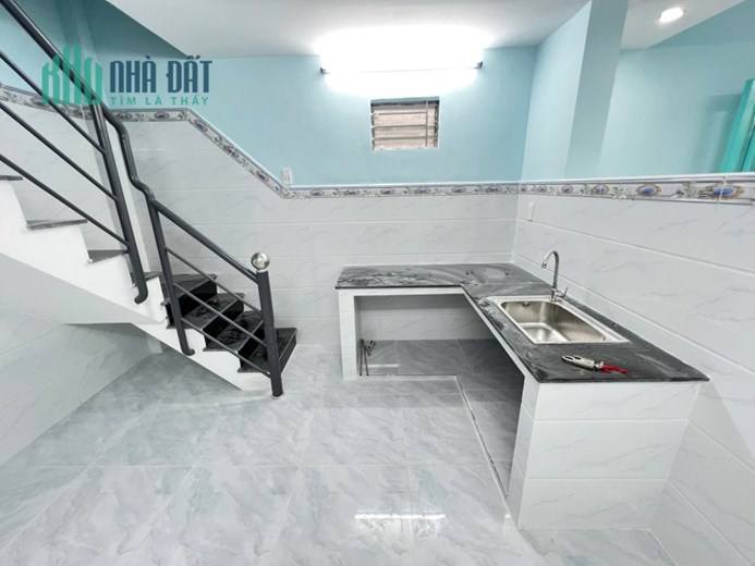 Nhà mới sát góc đẹp Phạm Thế Hiển Phường 5 Quận 8 - 8 tr 500