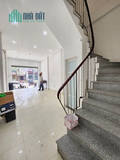 Hiếm VIP! Bán nhà MP Mặt hồ Tây Lạc Long Quân quần thể Lotte 45mx5T nhỉnh 20 tỷ kd đỉnh