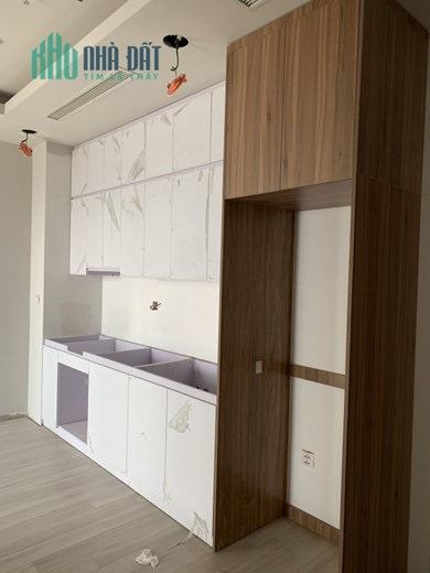 Bán căn hộ 3 ngủ 103m2 tặng 1 năm phí đỗ ô tô trung tâm Thanh Xuân