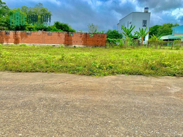 Cắt lỗ 400tr lô đất ngay chợ Ông Trịnh, Phường Tân Phước Phú Mỹ, đối diện cảng Cái Mép