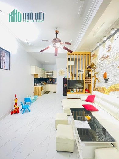SIÊU VIP_ XEM NGAY  NHÀ LÊ ĐỨC THỌ NAM TỪ LIÊM 45m2, 4 tầng LÔ GÓC, 2 THOÁNG, KINH DOANH chỉ 5 tỷ