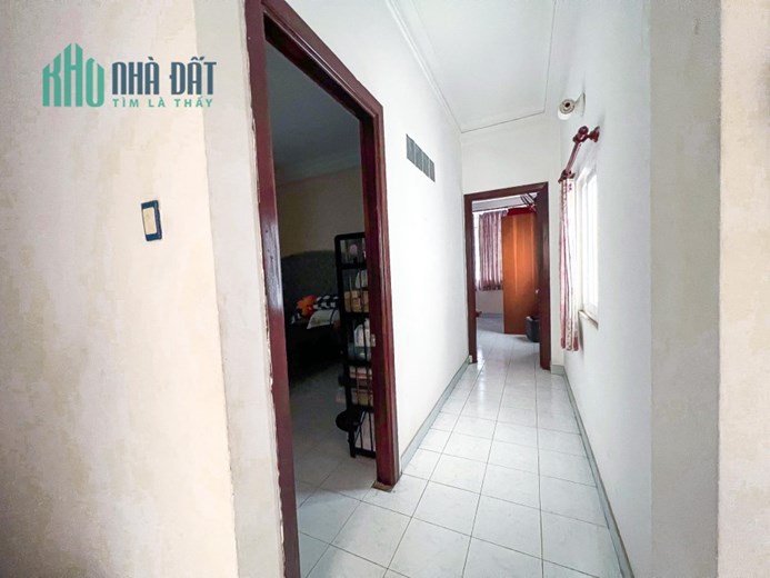 BÁN NHÀ QUẬN 3 SÁT HXH 60M2 NGANG 5M 4 TẦNG BTCT SÂN THƯỢNG TRẦN QUANG DIỆU 8 TỶ.