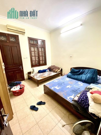 Bán nhà Nguyễn Ngọc Vũ, Trung Hòa 55m2, 5 tầng NGÕ THÔNG THOÁNG, DÂN TỰ XÂY chỉ hơn 7 tỷ