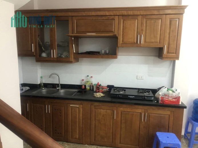 Cần bán gấp nhà Ngô Thì Nhậm, Hà Đông 42m2x4T nhỉnh 4 tỷ Ô TÔ, PHÂN LÔ