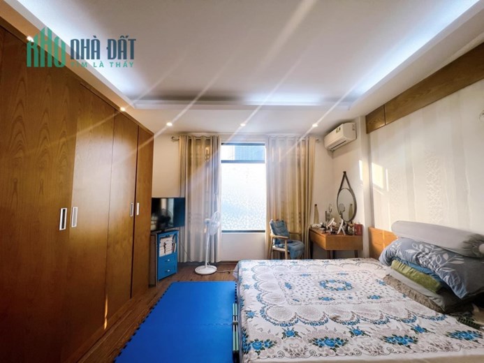 HÓT ! RẺ Kinh Doanh - Gara Ô TÔ-Bán nhà Quan Hoa gần Quận Ủy Cầu Giấy 9,3 tỷ (có thương lượng )52m2
