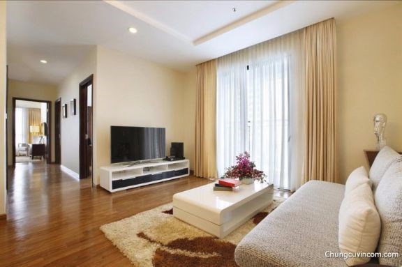 Bán nhà phân lô ngõ 376 Bưởi,Vĩnh Phúc dt 75 m2 x 4 t mặt tiền 8 m ô tô vào giá 16 tỷ