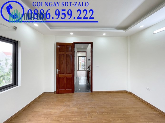 Bán nhà Văn Minh Di Trạch lô góc 3 mặt thoáng ô tô dừng đỗ trước cửa diện tích 40m x4T 5PN