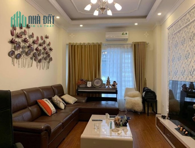 NHÀ ĐẸP Ở NGAY XUÂN THUỶ - CẦU GIẤY GIÁ ĐẸP KHÔNG CÓ CĂN THỨ HAI 62m2 CHỈ 4.8 TỶ