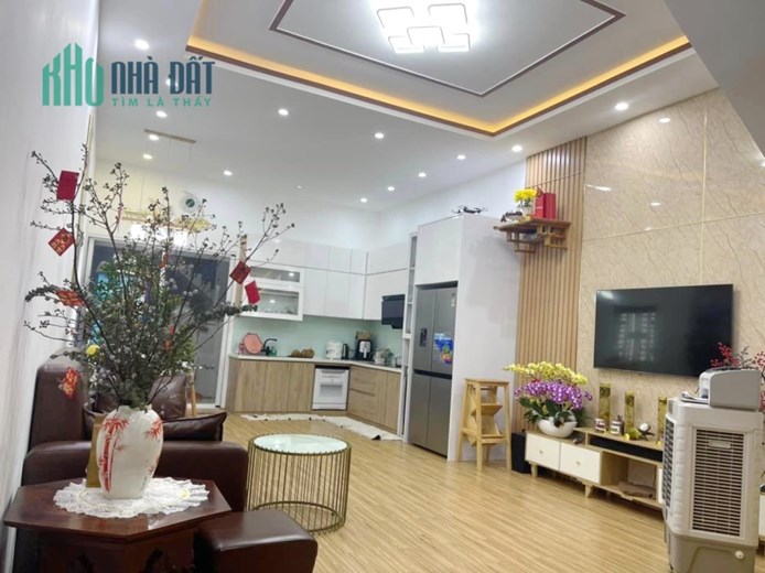 CHO THUÊ NHÀ 2 lầu đường LÊ LONG VÂN, Phường Long Tâm, Tp Bà Rịa