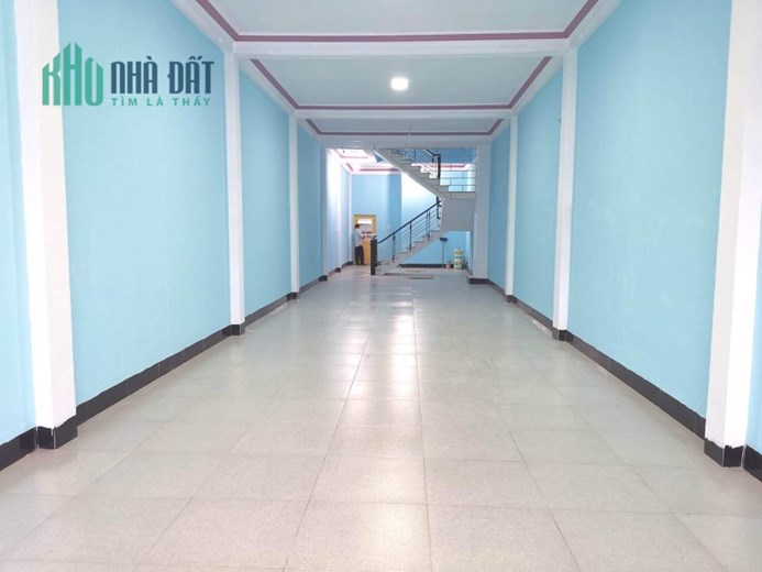 Bán nhà MT Hoàng văn Thái Liên Chiểu 3 tầng 115m2 chỉ nhỉnh 4 tỷ.