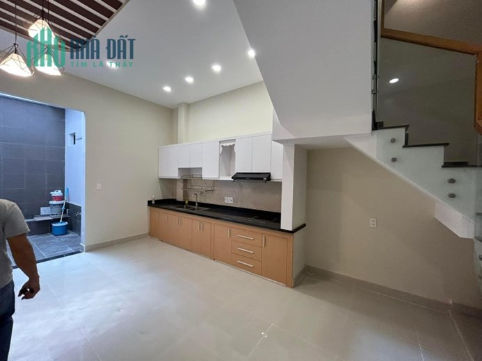 Chính chủ bán nhà mới 4 tầng đường hồ văn long, hẻm 3 xe tải tránh, 66m2 chỉ 6.1 tỷ
