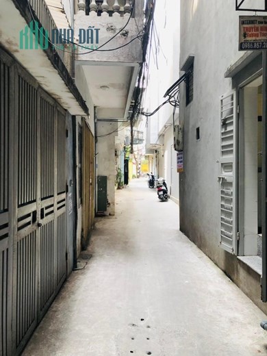 Bán gấp nhà Nguyễn Phúc Lai Đống Đa nhà 54m2 4T, 2 mặt thoáng, MT5.1m. giá 8.0 tỷ.