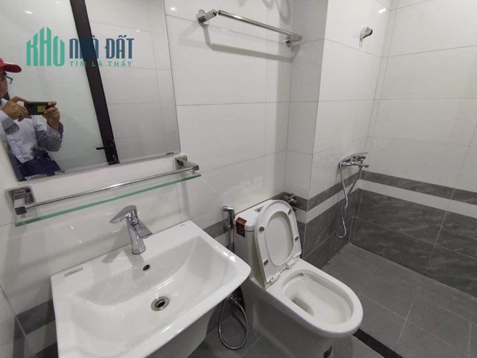 Bán nhà Triều Khúc, nhà thiết kế hiện đại, 33m2, 5.4 tỷ