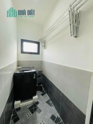 Nhỉnh 3 tỷ chút có nhà kiệt rộng Hoàng Diệu gần đường chính
