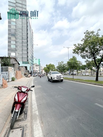 Nhà 6 tầng mặt tiền đường Võ Văn Kiệt P10Q5 - Giá : 10.9 Tỷ