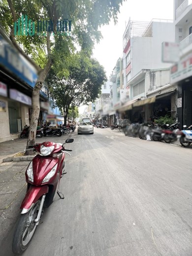 Nhà 6 tầng mặt tiền ngay chợ Tân Thành đường Phạm Hữu Chí P12Q5