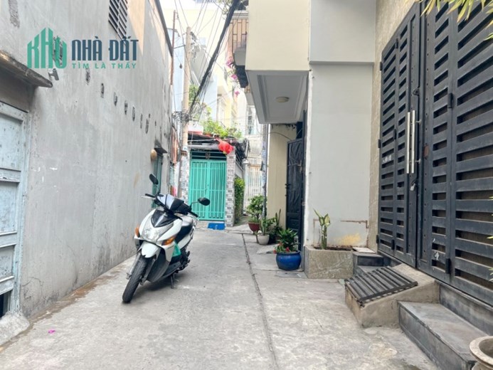 Nhà mới 3PN gần MT Bùi Minh Trực phường 5 quận 8 - giá 9tr5