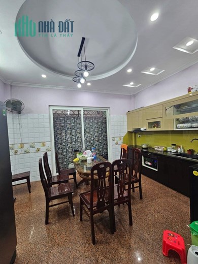 Chủ cần bán GẤP nhà Minh Khai gần 80m2, 4 tầng, NGÕ THÔNG, GẦN PHỐ, chỉ 7.39 tỷ.