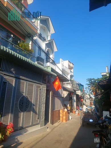 NHÀ TRỌ GIÁ QUÁ RẺ 6 PHÒNG CẦN BÁN GẤP GIÁ NHỈNH 3 TỶ
