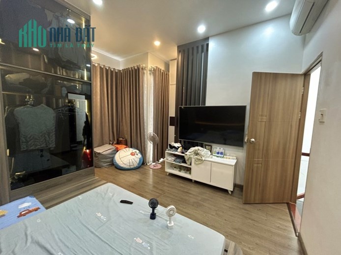 Bán Nhà đường Trần Quang Cơ Q.Tân Phú 102M2