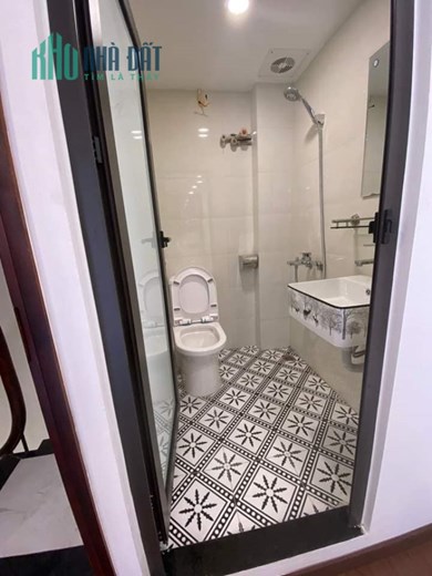 GIẢM GIÁ SỐC BÁN NHÀ ĐẠI LA HAI BÀ TRƯNG HÀ NỘI DT 27M, 5 TẦNG, GIÁ CHỈ CÒN 2.8 TỶ