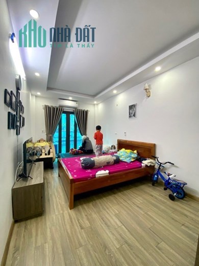 SIÊU PHẨM 36 M² LÊ QUANG ĐẠO, Ô TÔ TRÁNH, 5 TẦNG, 4.55 TỶ.