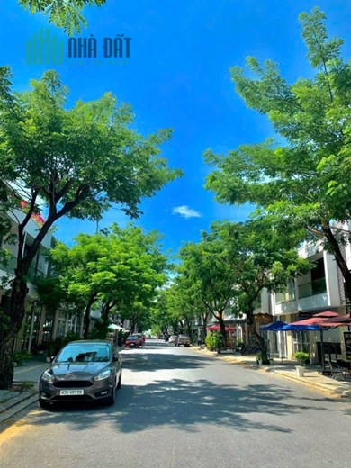BÁN ĐẤT TẶNG NHÀ 3.5 TẦNG!