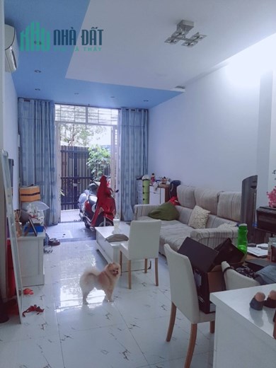 Bán nhà 2 tầng, kế bên nhà hàng Đệ Nhất, Tân Bình, chỉ 7 tỷ