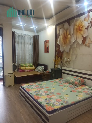 Bán nhà ngõ 45 Kiều Sơn 60m x 3.5 tầng có sân cổng cực rộng, GIÁ 2.98 tỉ Full nội thất