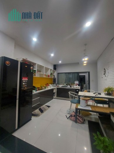 Nhà Mặt Tiền đường 10m, Khuê Trung, mới đẹp chất, 100m2, 3 tầng