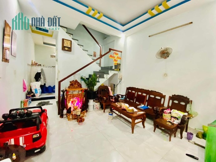 Bán Nhà Tân Phú, 5 Tầng, 80m2, Ngang Bề Thế 5.3m. Hẻm Xe Hơi Sát Mặt Tiền