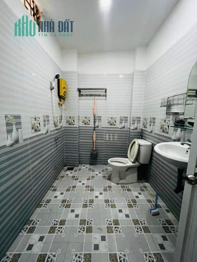 BÁN GẤP NHÀ HẺM XE HƠI THÔNG- 64M2- ĐƯỜNG TRƯỜNG CHINH- QUẬN TÂN BÌNH- GIÁ 4,5 TỶ