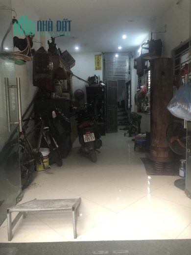 BÁN NHÀ MẶT PHỐ HOÀNG QUẬN HOÀNG MAI HÀ NỘI. 5 TẦNG GIÁ CHỈ  1XX TR/M2