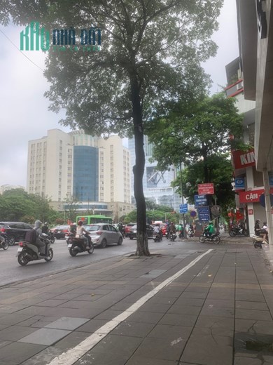 Lô GÓC-Nhà cực RẺ! Bán nhà Trần Duy Hưng-big C Thăng Long 43m2 -4,95 tỷ (thương lượng) - Kinh Doanh