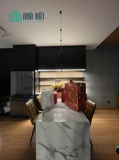 Nhà Mã Lò, Bình Tân, Khu Kinh Doanh Vip, 2 MT. 68m2x 4T. Ngang 8m. Chỉ 7 Tỷ