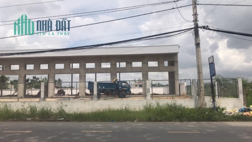 Đất 2 mặt tiền Lã Xuân Oai, Q9, giá chỉ hơn 20tr/m2