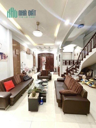 0904.688.633 Bán nhà Trần Thái Tông Cầu Giấy 45m2, 5 tầng TẶNG NỘI THẤT HIỆN ĐẠI, CẠNH PHỐ chỉ 7 tỷ