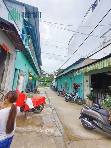 Chính chủ bán nhà 2 tầng đường hương lộ 2, hẻm xe hơi, 64m2 chỉ 4.7 tỷ, gần ngã tư bốn xã.