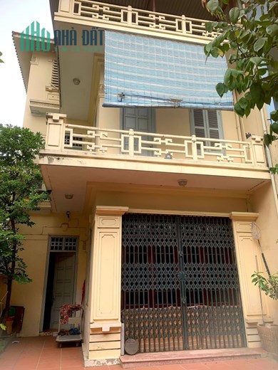 Bán nhà Đội Cấn Mặt tiền 18m lô góc 124m2 Ô tô 7 chỗ vào nhà Quận Ba Đình giá 16 tỷ