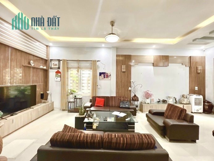 HOT !! 0904.688.633 Bán NHÀ ĐẸP TRẦN THÁI TÔNG CẦU GIẤY 55M2, 5 TẦNG TẶNG NỘI THẤT VIP CẠNH PHỐ CHỈ